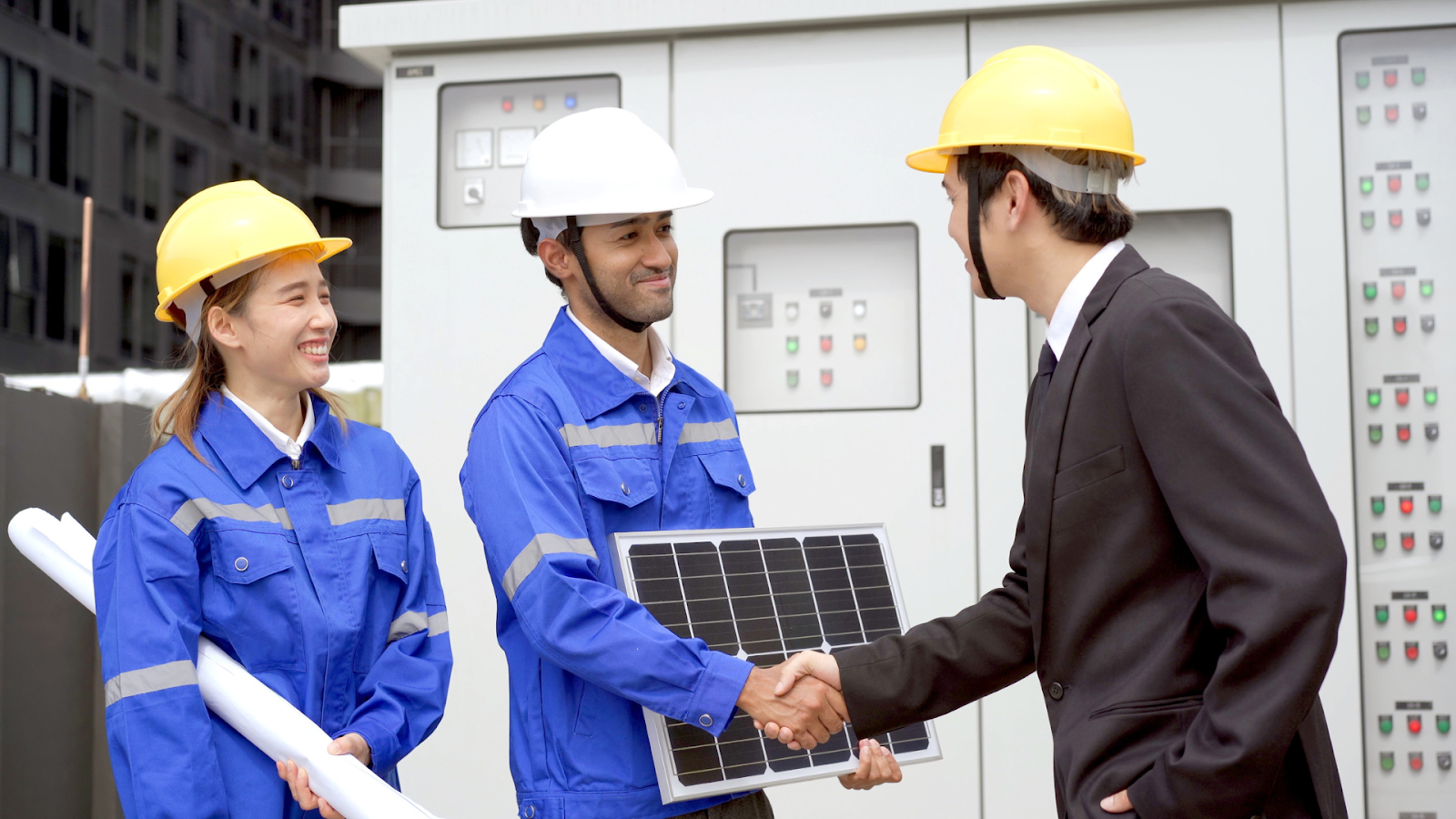 How to Start a Solar Sales Business?